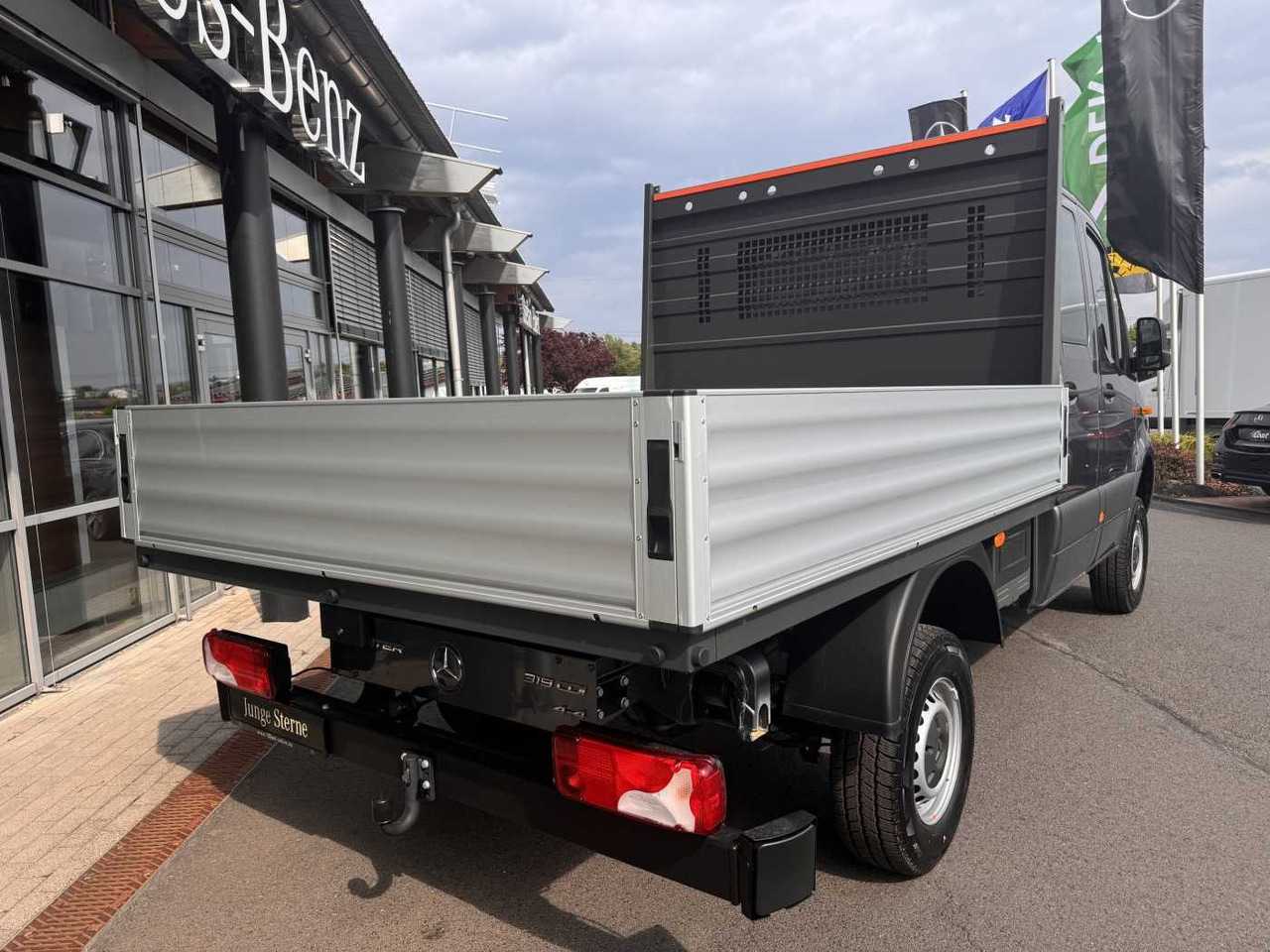 Mercedes-Benz Sprinter 319 CDI 4x4 DoKa AHK3,5 Klima Kamera - Брезентов бус, Бус с двойна кабина: снимка 4 Mercedes-Benz Sprinter 319 CDI 4x4 DoKa AHK3,5 Klima Kamera - Брезентов бус, Бус с двойна кабина: снимка 4