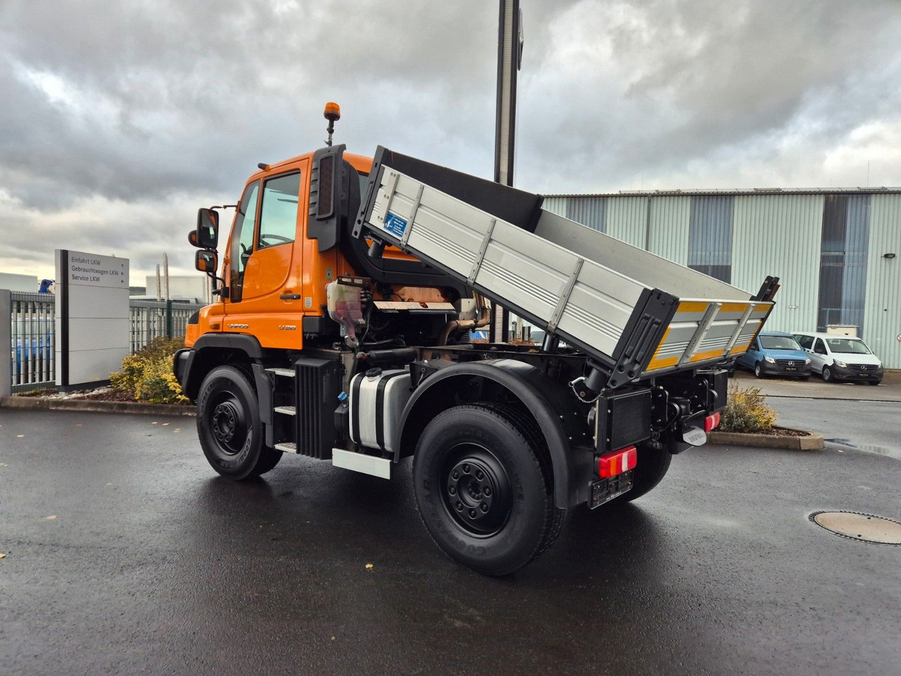 Mercedes-Benz U 218 4x4 Winterdienst, Hydrostat, Zapfwelle - Самосвал камион: снимка 3 Mercedes-Benz U 218 4x4 Winterdienst, Hydrostat, Zapfwelle - Самосвал камион: снимка 3