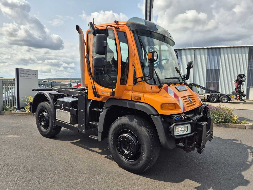 Mercedes-Benz Unimog U400 4x4 Vario Pilot Zapfwelle LOF - Шаси кабина: снимка 3 Mercedes-Benz Unimog U400 4x4 Vario Pilot Zapfwelle LOF - Шаси кабина: снимка 3