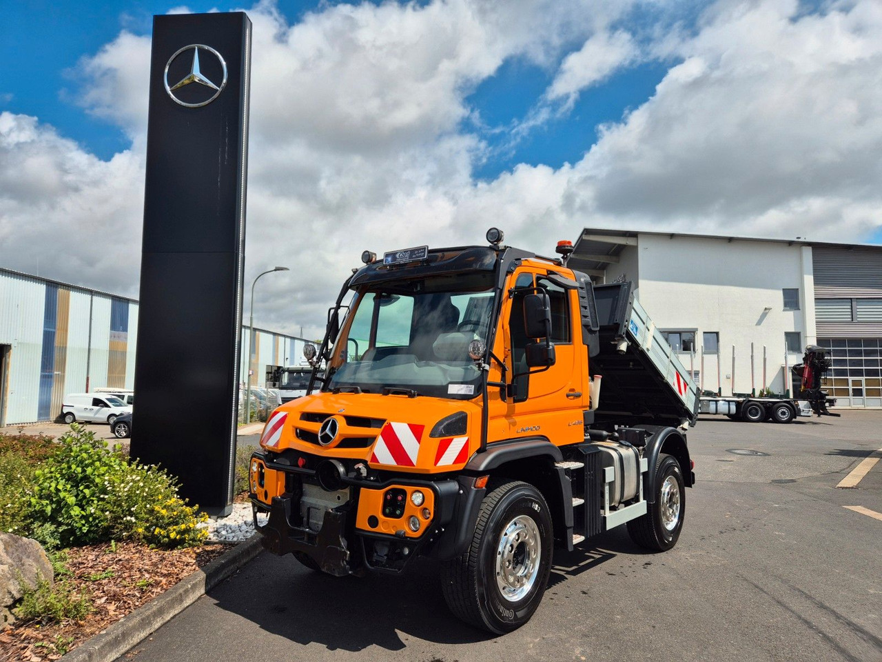 Mercedes-Benz Unimog U435 4x4 Kipper Vario-Pilot Hydrostat - Самосвал камион: снимка 1 Mercedes-Benz Unimog U435 4x4 Kipper Vario-Pilot Hydrostat - Самосвал камион: снимка 1