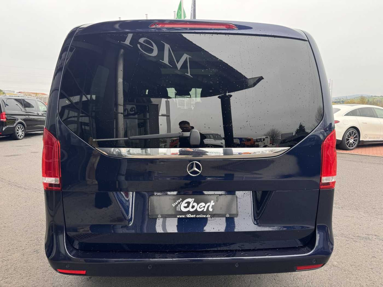 Mercedes-Benz V 250 d AVA ED 4MATIC Panorama Tisch 360 Sound - Пътнически бус: снимка 5 Mercedes-Benz V 250 d AVA ED 4MATIC Panorama Tisch 360 Sound - Пътнически бус: снимка 5