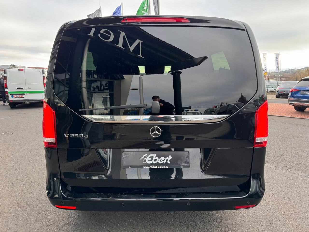 Mercedes-Benz V 250 d AVA Extralang AHK2,5to Kamera LED - Комби: снимка 5 Mercedes-Benz V 250 d AVA Extralang AHK2,5to Kamera LED - Комби: снимка 5