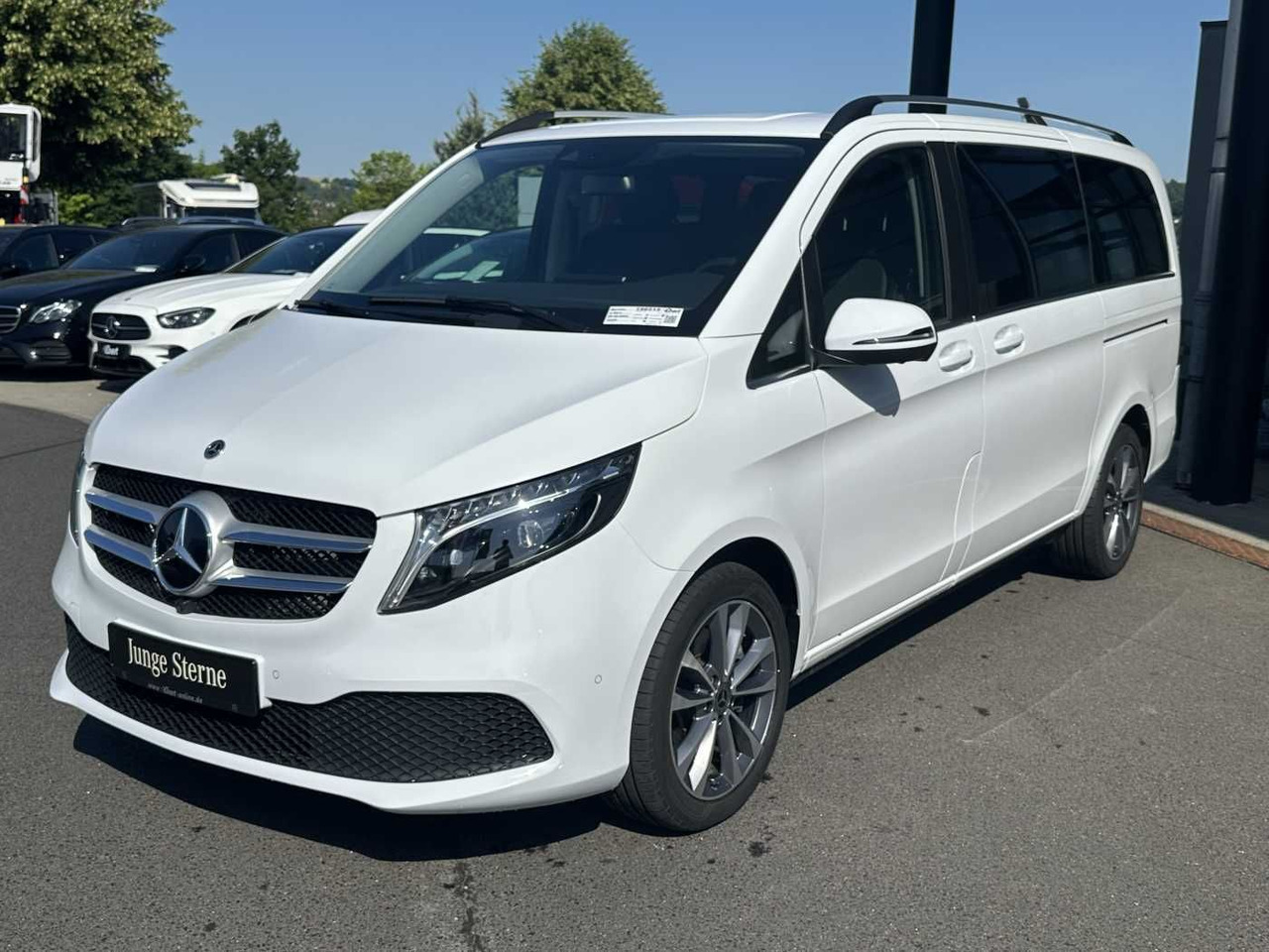 Mercedes-Benz V 300 d AVA ED 6Sitze Burmester 360Kamera el Tür - Лек автомобил: снимка 3 Mercedes-Benz V 300 d AVA ED 6Sitze Burmester 360Kamera el Tür - Лек автомобил: снимка 3