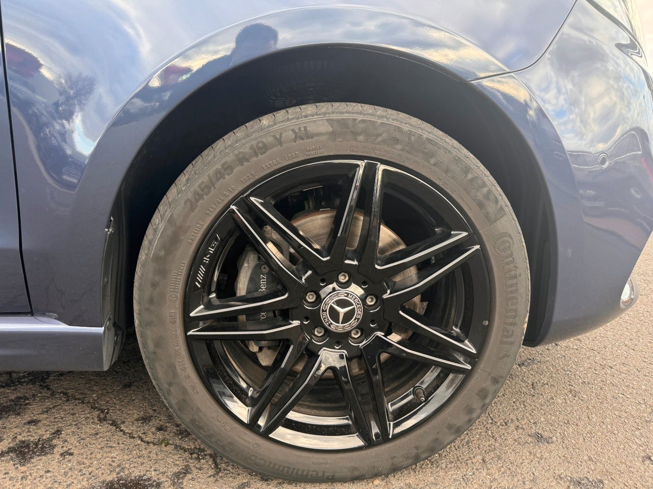 Лизинг на Mercedes-Benz V 300 d AVA ED AMG AHK2,5to DISTRONIC Mercedes-Benz V 300 d AVA ED AMG AHK2,5to DISTRONIC: снимка 6 Лизинг на Mercedes-Benz V 300 d AVA ED AMG AHK2,5to DISTRONIC Mercedes-Benz V 300 d AVA ED AMG AHK2,5to DISTRONIC: снимка 6