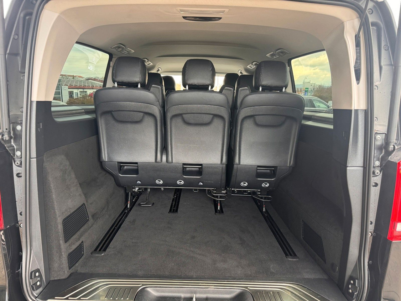 Пътнически бус Mercedes-Benz V 300 d AVA Extralang 4MATIC AHK Stdh DISTRONIC: снимка 6 Пътнически бус Mercedes-Benz V 300 d AVA Extralang 4MATIC AHK Stdh DISTRONIC: снимка 6