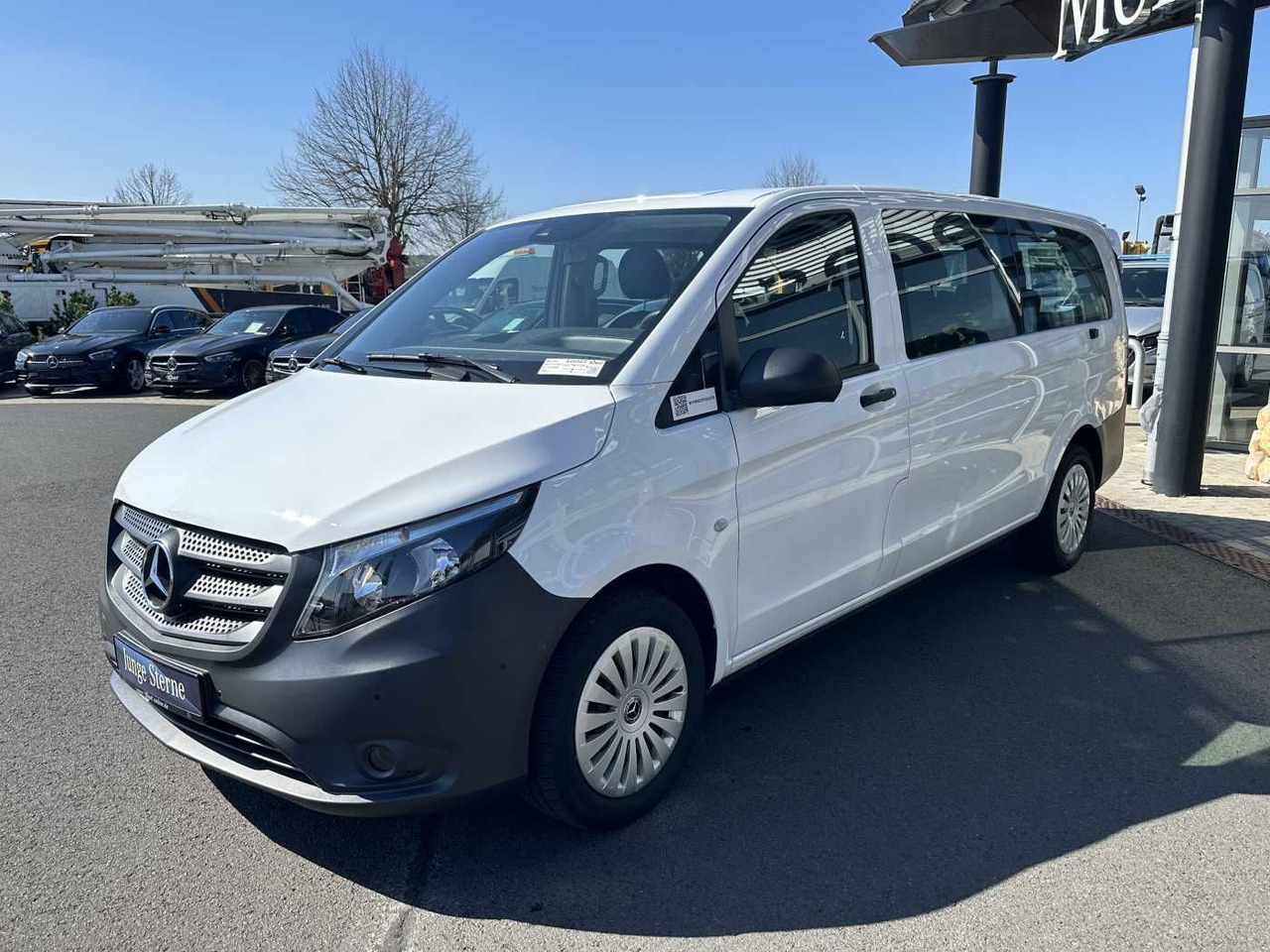 Mercedes-Benz Vito 114 CDI Tourer 8Sitze Klima Audio40 Kamera - Лек автомобил: снимка 3 Mercedes-Benz Vito 114 CDI Tourer 8Sitze Klima Audio40 Kamera - Лек автомобил: снимка 3