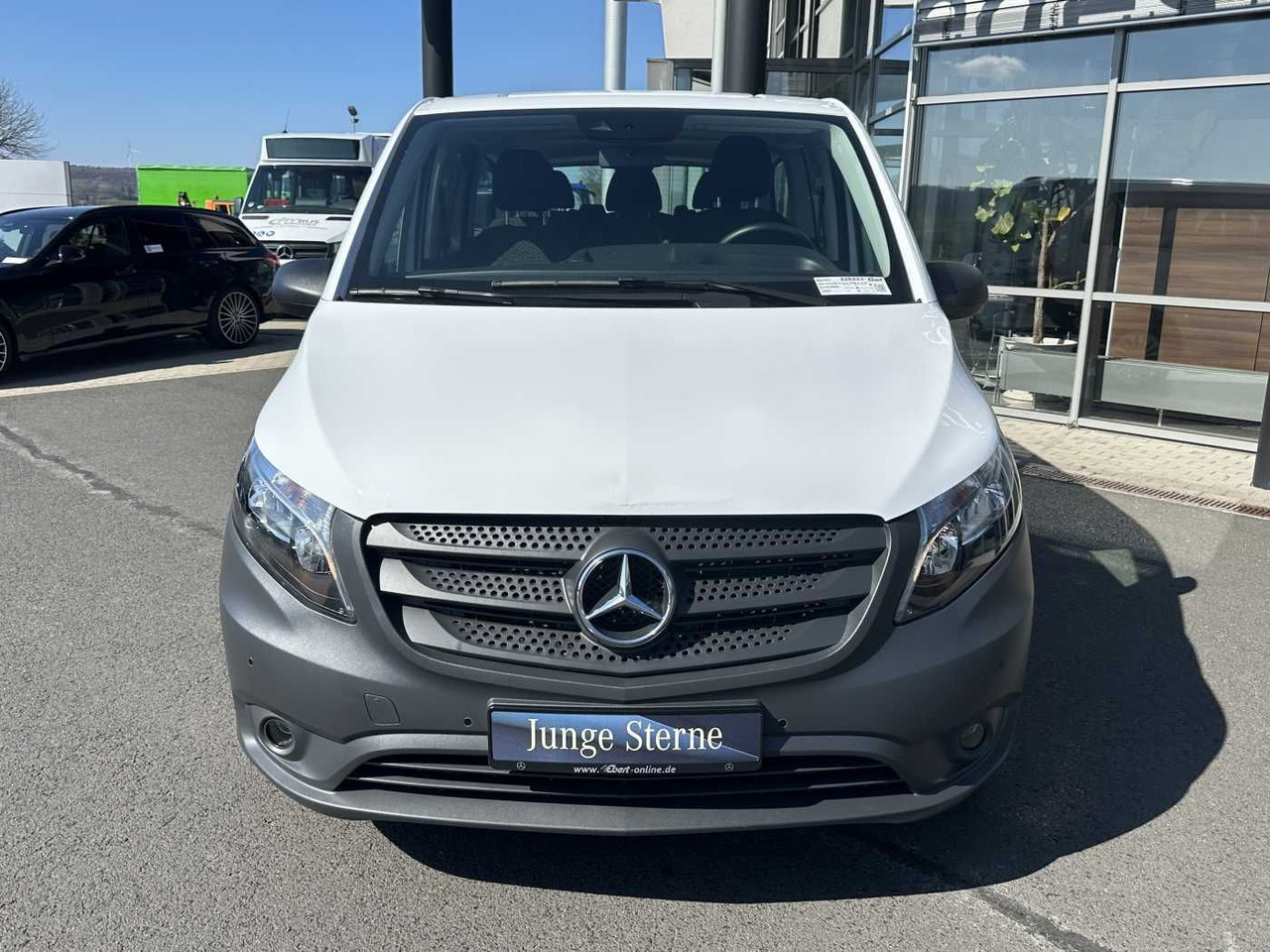Mercedes-Benz Vito 114 CDI Tourer 8Sitze Klima Audio40 Kamera - Лек автомобил: снимка 2 Mercedes-Benz Vito 114 CDI Tourer 8Sitze Klima Audio40 Kamera - Лек автомобил: снимка 2