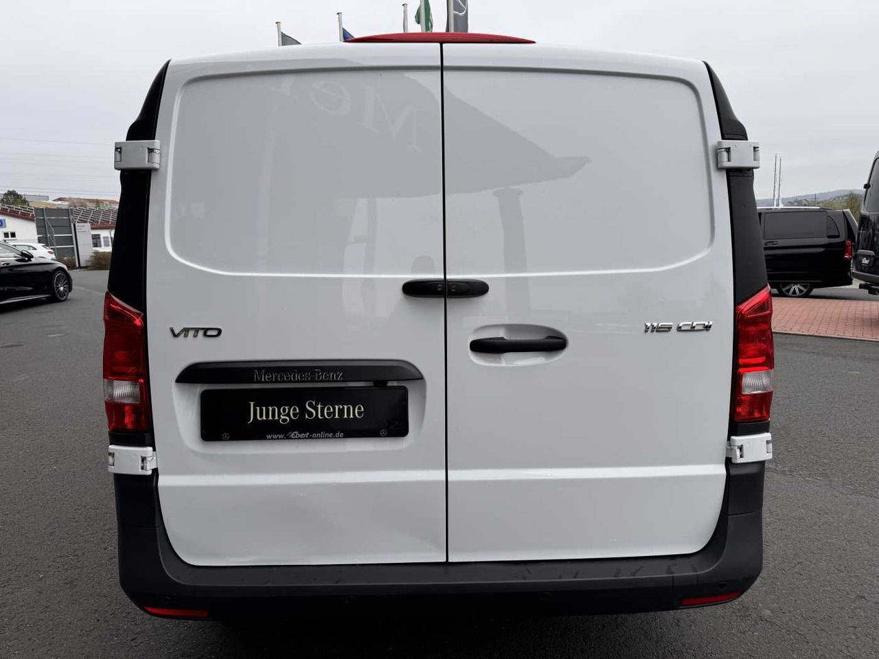 Mercedes-Benz Vito 116 CDI Extralang Klima Kamera Audio40 SHZ - Малък ван: снимка 5 Mercedes-Benz Vito 116 CDI Extralang Klima Kamera Audio40 SHZ - Малък ван: снимка 5