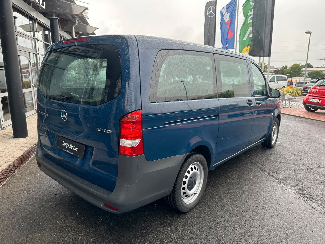 Mercedes-Benz Vito 119 CDI Tourer 3200 Klima AHK Tempomat - Пътнически бус: снимка 4 Mercedes-Benz Vito 119 CDI Tourer 3200 Klima AHK Tempomat - Пътнически бус: снимка 4