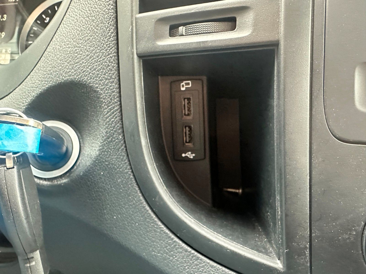 Пътнически бус Mercedes-Benz Vito 119 CDI Tourer 3200 Klima AHK Tempomat: снимка 13 Пътнически бус Mercedes-Benz Vito 119 CDI Tourer 3200 Klima AHK Tempomat: снимка 13