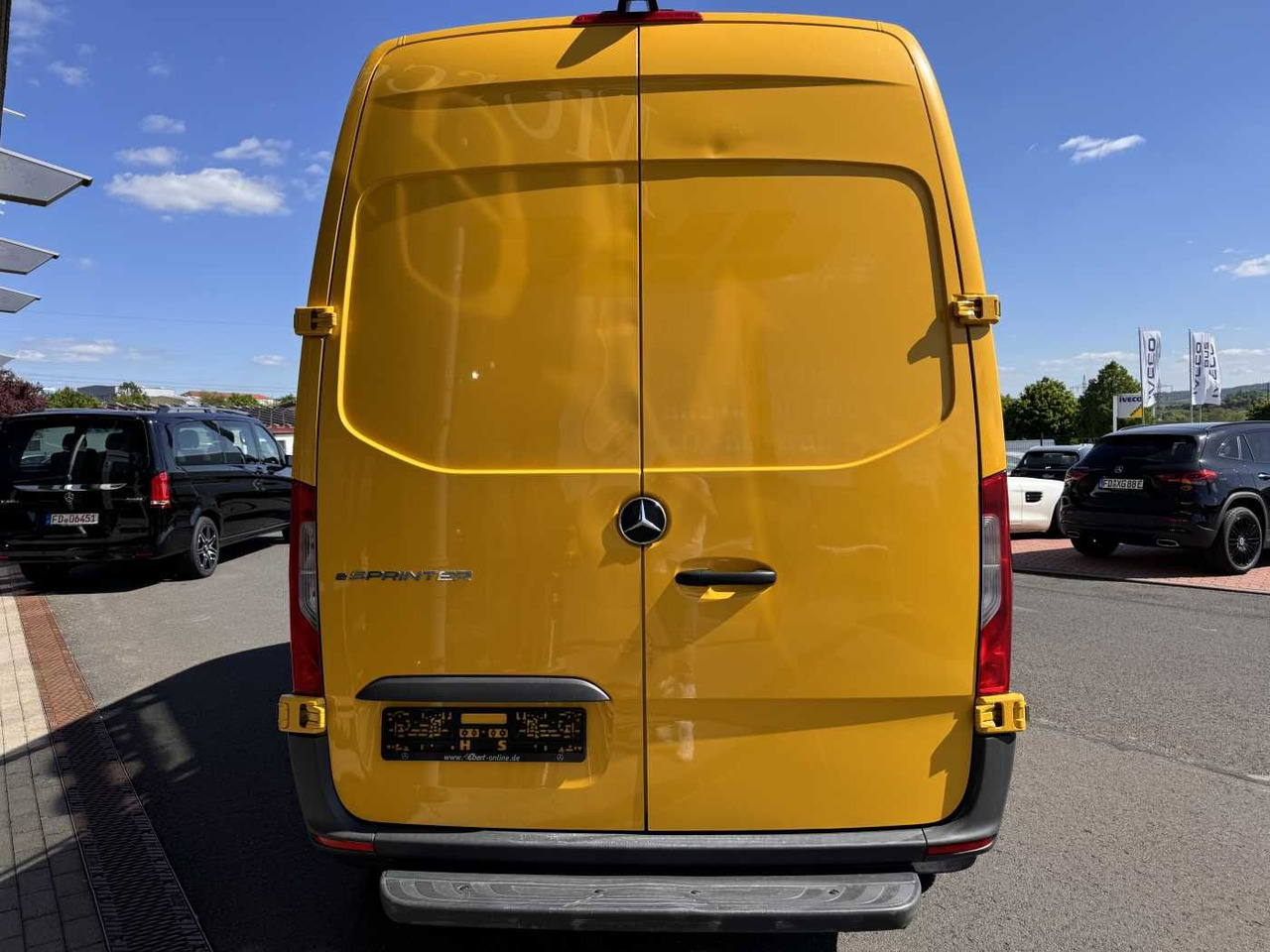 Mercedes-Benz eSprinter 312 KEP-AusbauPaket-Regal Kamera Klima - Товарен бус, Електрически бус: снимка 4 Mercedes-Benz eSprinter 312 KEP-AusbauPaket-Regal Kamera Klima - Товарен бус, Електрически бус: снимка 4