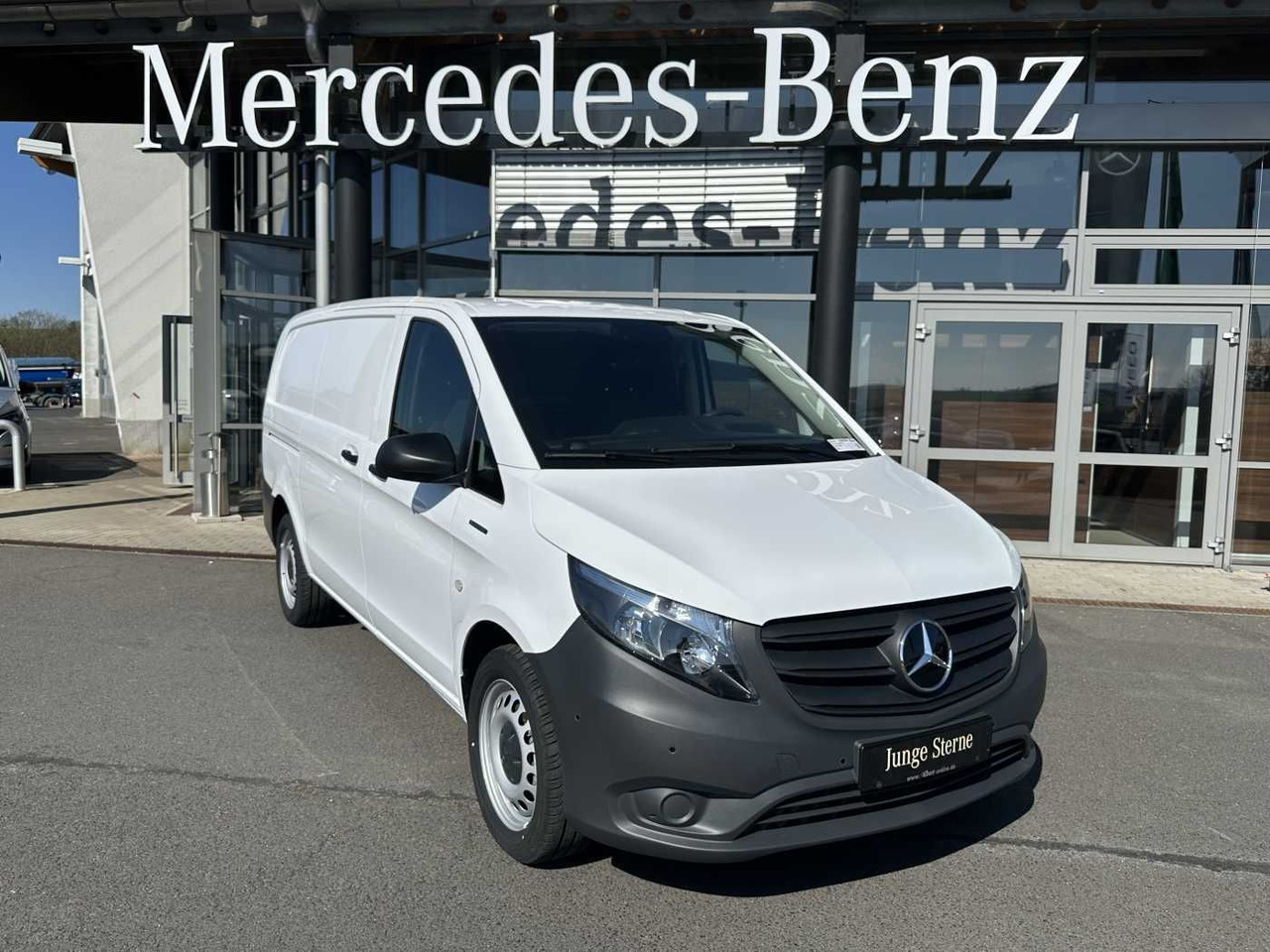 Mercedes-Benz eVito 112 Klima Kamera Audio 30 Sitzheiz Tempom. - Малък ван, Електрически бус: снимка 1 Mercedes-Benz eVito 112 Klima Kamera Audio 30 Sitzheiz Tempom. - Малък ван, Електрически бус: снимка 1