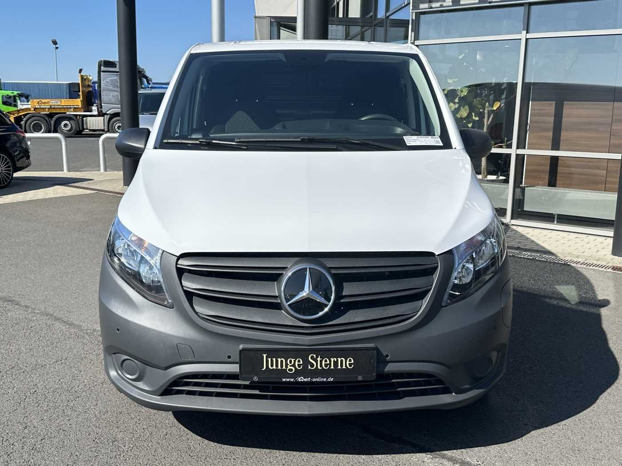 Mercedes-Benz eVito 112 Klima Kamera Audio 30 Sitzheiz Tempom. - Малък ван, Електрически бус: снимка 2 Mercedes-Benz eVito 112 Klima Kamera Audio 30 Sitzheiz Tempom. - Малък ван, Електрически бус: снимка 2