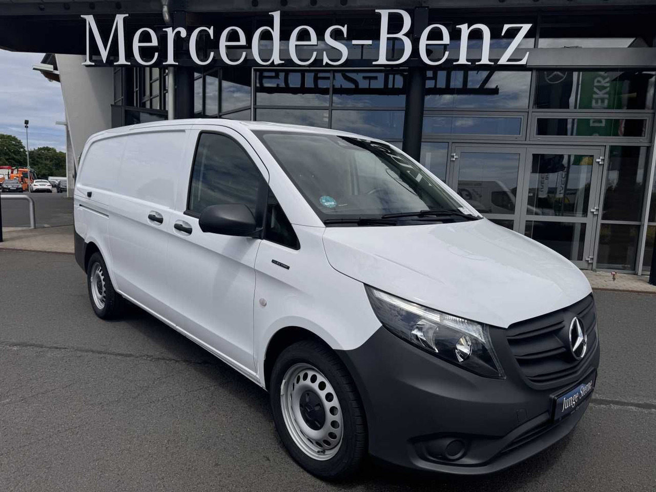 Mercedes-Benz eVito 112 Klima Kamera Navi SHZ Tempomat - Малък ван, Електрически бус: снимка 1 Mercedes-Benz eVito 112 Klima Kamera Navi SHZ Tempomat - Малък ван, Електрически бус: снимка 1