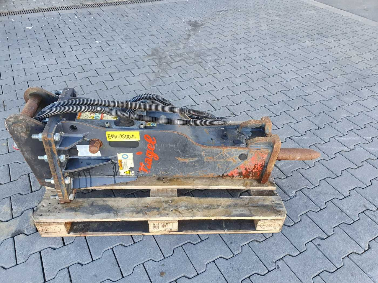 Nagel M5 Rammer / Hydraulikhammer / MS03 / 2017 - Хидравличен чук за Строителна техника: снимка 2 Nagel M5 Rammer / Hydraulikhammer / MS03 / 2017 - Хидравличен чук за Строителна техника: снимка 2