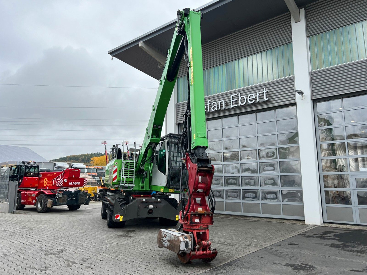 Sennebogen 718 / inkl. Vosch Fällzange / nur 1.965h! - Колесен багер: снимка 3 Sennebogen 718 / inkl. Vosch Fällzange / nur 1.965h! - Колесен багер: снимка 3