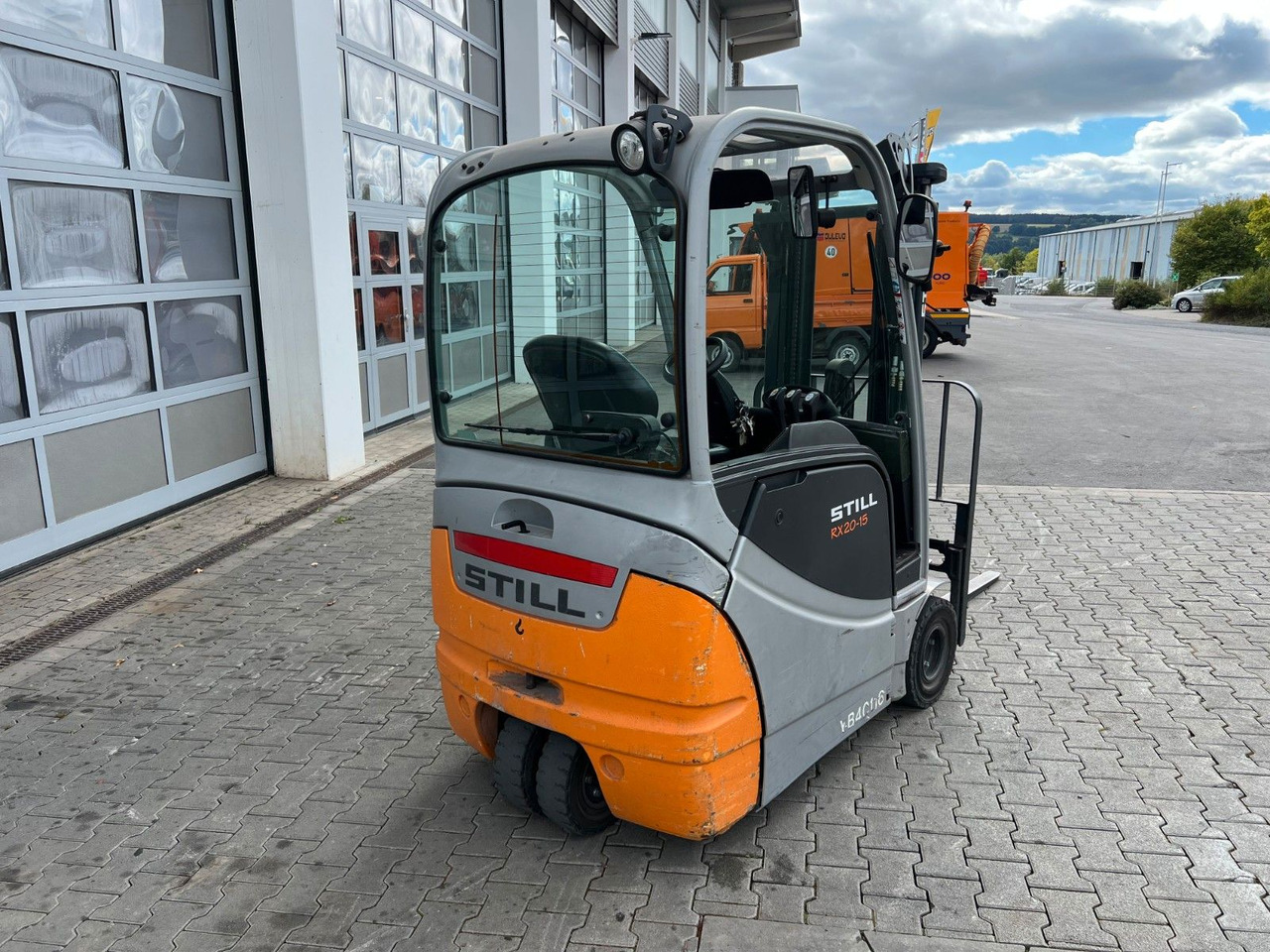 Still RX 20-14 / Triplex: 4,3m / 1.447h / SS / 03.2020 - Електрокар: снимка 4 Still RX 20-14 / Triplex: 4,3m / 1.447h / SS / 03.2020 - Електрокар: снимка 4