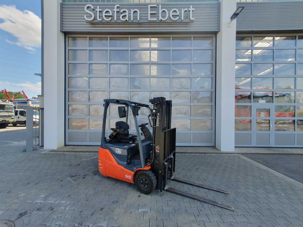 Toyota 8FBET15 / Triplex: 4.30m / nur 1.842h! / SS - Електрокар: снимка 1 Toyota 8FBET15 / Triplex: 4.30m / nur 1.842h! / SS - Електрокар: снимка 1