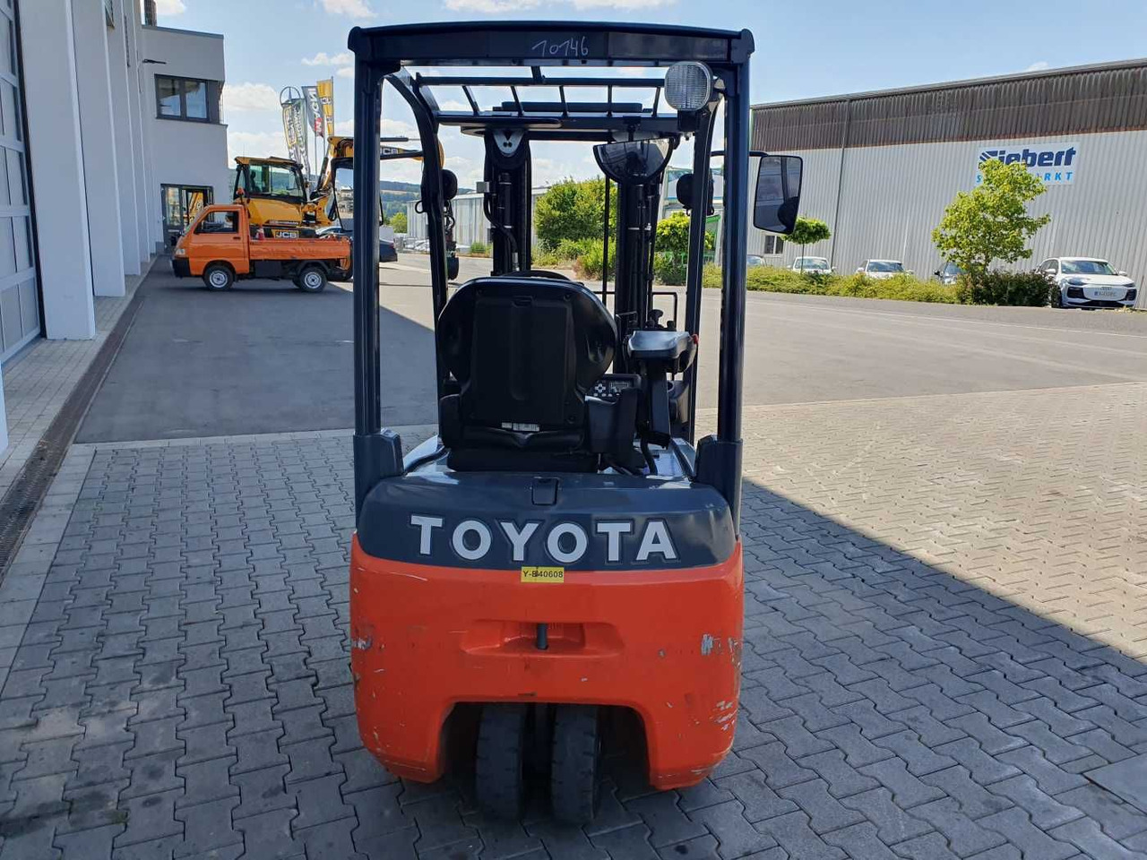 Toyota 8FBET15 / Triplex: 4.30m / nur 1.842h! / SS - Електрокар: снимка 4 Toyota 8FBET15 / Triplex: 4.30m / nur 1.842h! / SS - Електрокар: снимка 4