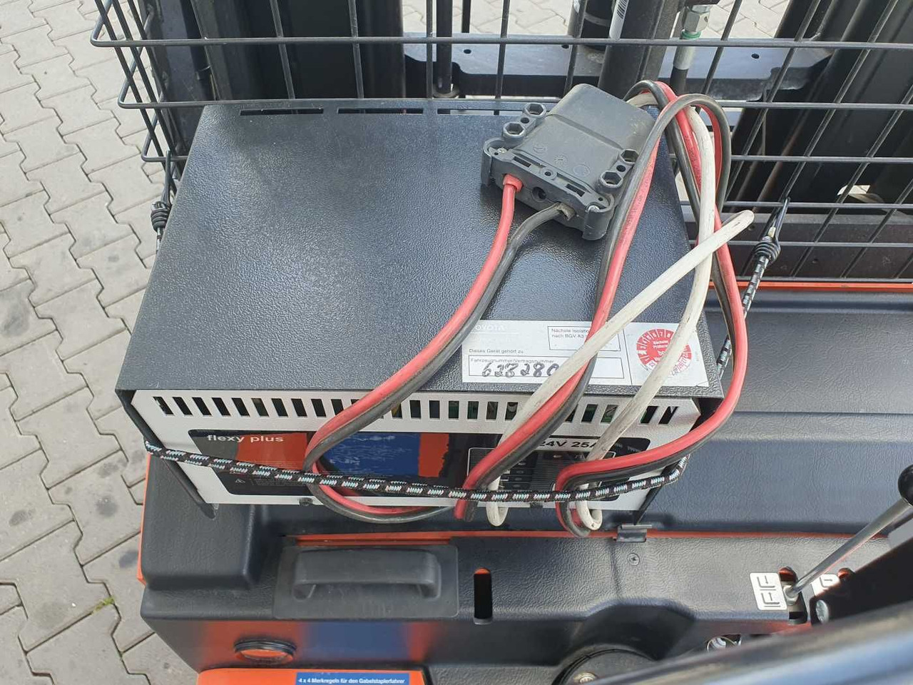 Стакер Toyota RWE 120 / Schubmaststapler / Duplex:2.9m / 257h!: снимка 12