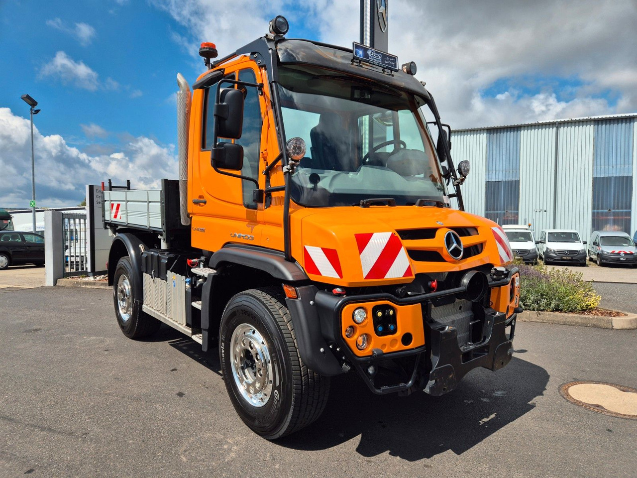 Unimog MB Unimog U435 4x4 Kipper Vario-Pilot Hydrostat - Самосвал камион: снимка 3 Unimog MB Unimog U435 4x4 Kipper Vario-Pilot Hydrostat - Самосвал камион: снимка 3