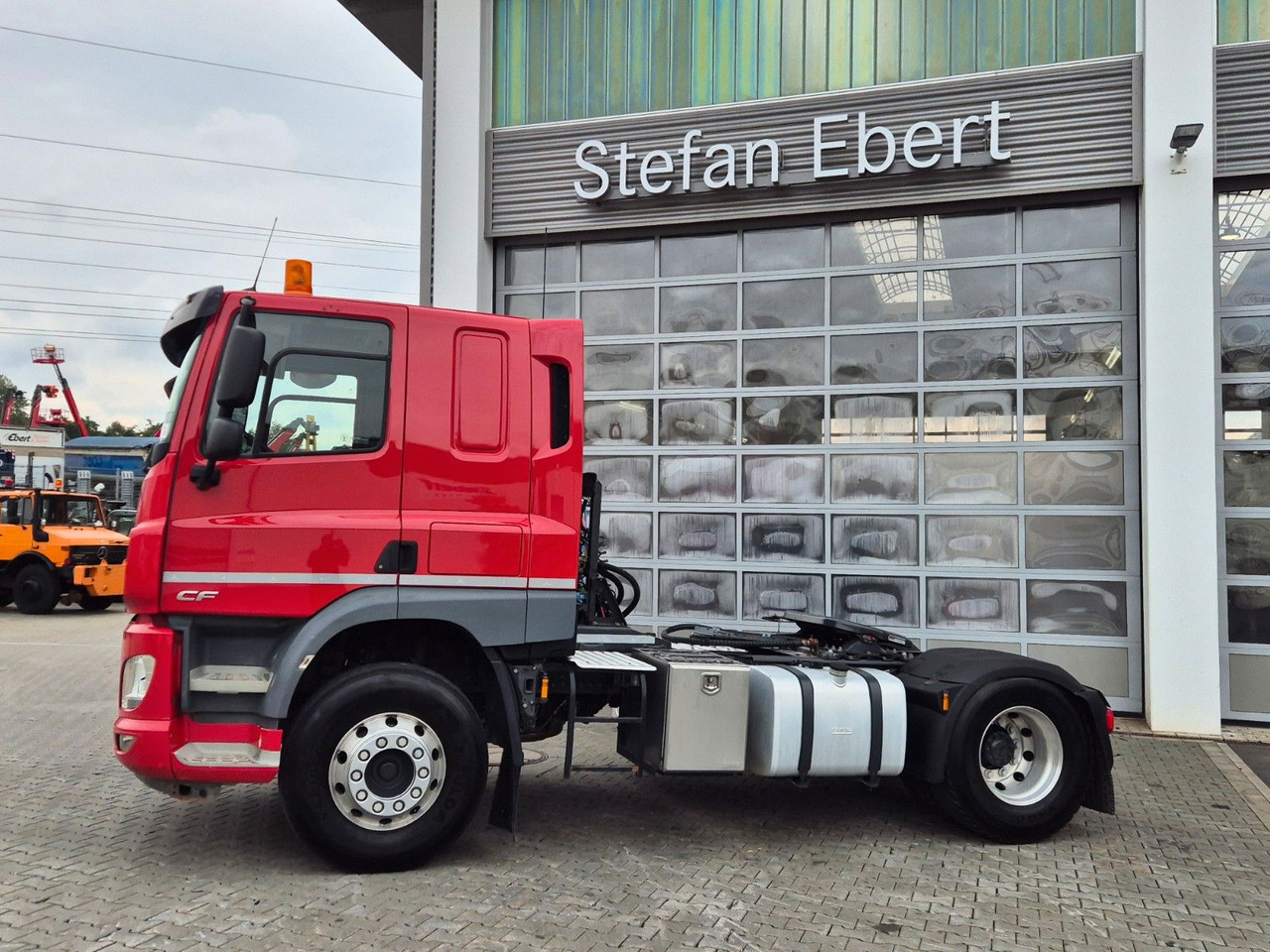 DAF CF 450 FT 4x2 Hydraulik Alu-Felgen Bett - Влекач: снимка 5 DAF CF 450 FT 4x2 Hydraulik Alu-Felgen Bett - Влекач: снимка 5