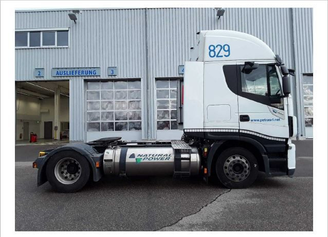 Iveco AS440S40T/P NG LNG Erdgas Intarder Iveco AS440S40T/P NG LNG Erdgas Intarder - Влекач: снимка 2 Iveco AS440S40T/P NG LNG Erdgas Intarder Iveco AS440S40T/P NG LNG Erdgas Intarder - Влекач: снимка 2