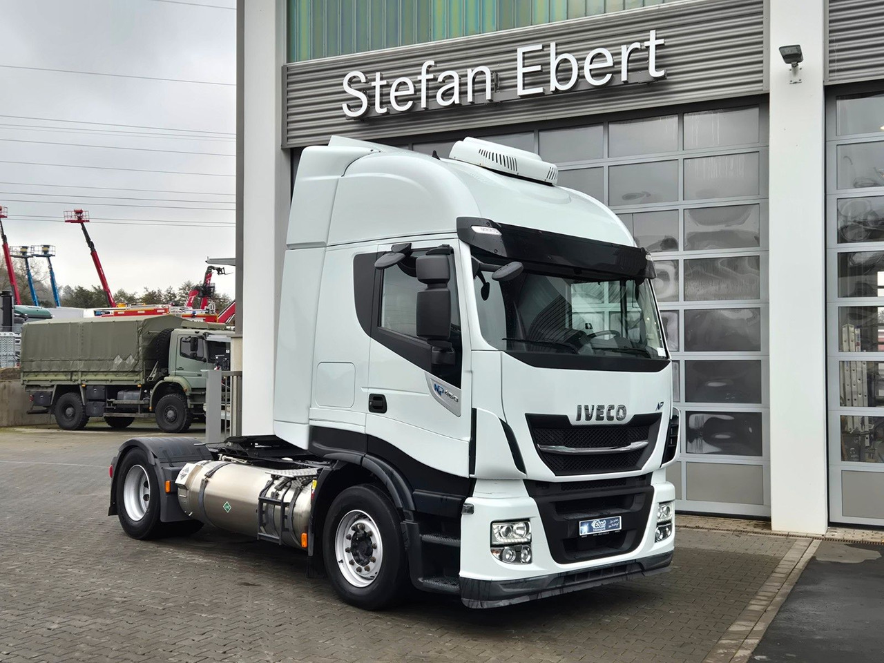 Iveco Stralis 460NP LNG Intarder 3 Stück - Влекач: снимка 3 Iveco Stralis 460NP LNG Intarder 3 Stück - Влекач: снимка 3