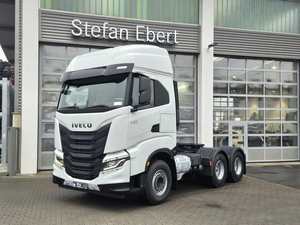 Iveco X-Way AS440X57TZ/P ON+ 6x4 Intarder 2xBett - Влекач: снимка 1 Iveco X-Way AS440X57TZ/P ON+ 6x4 Intarder 2xBett - Влекач: снимка 1
