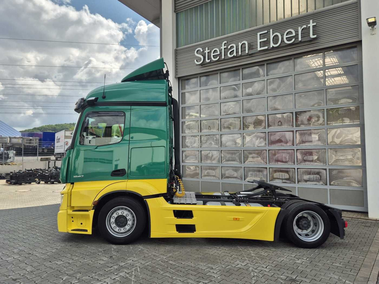 Mercedes-Benz Actros 1840 LSnRL Retarder Hubsattelplatte Xenon - Влекач: снимка 5 Mercedes-Benz Actros 1840 LSnRL Retarder Hubsattelplatte Xenon - Влекач: снимка 5
