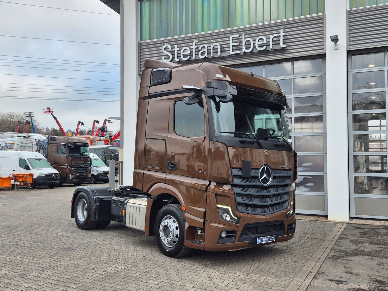 Mercedes-Benz Actros 1848 LS Öl-Retarder Standklima BigSpace - Влекач: снимка 2 Mercedes-Benz Actros 1848 LS Öl-Retarder Standklima BigSpace - Влекач: снимка 2