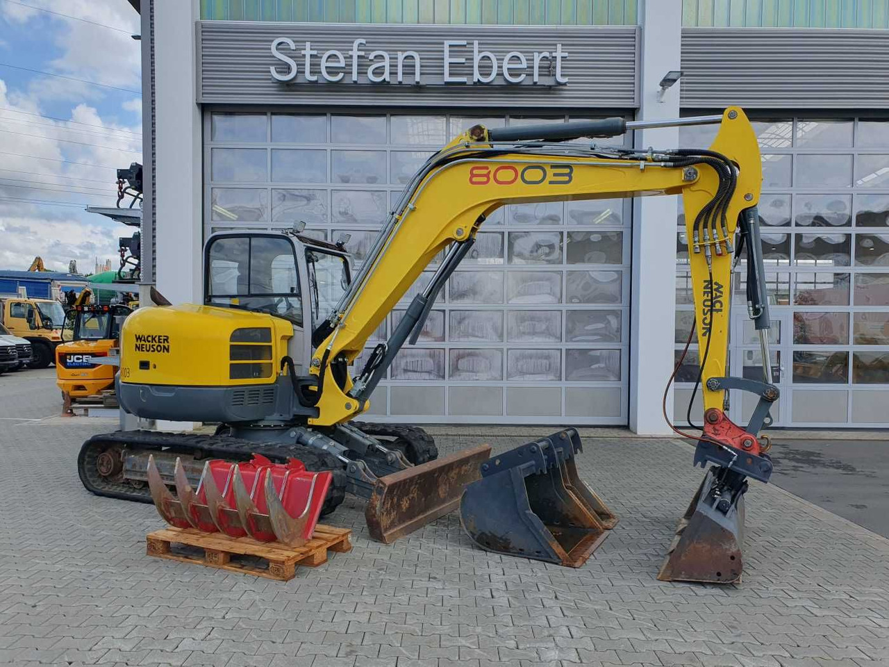 Wacker 8003 / MS08 / nur 4.035h / 2014 / Löffelpaket - Мини багер: снимка 1 Wacker 8003 / MS08 / nur 4.035h / 2014 / Löffelpaket - Мини багер: снимка 1