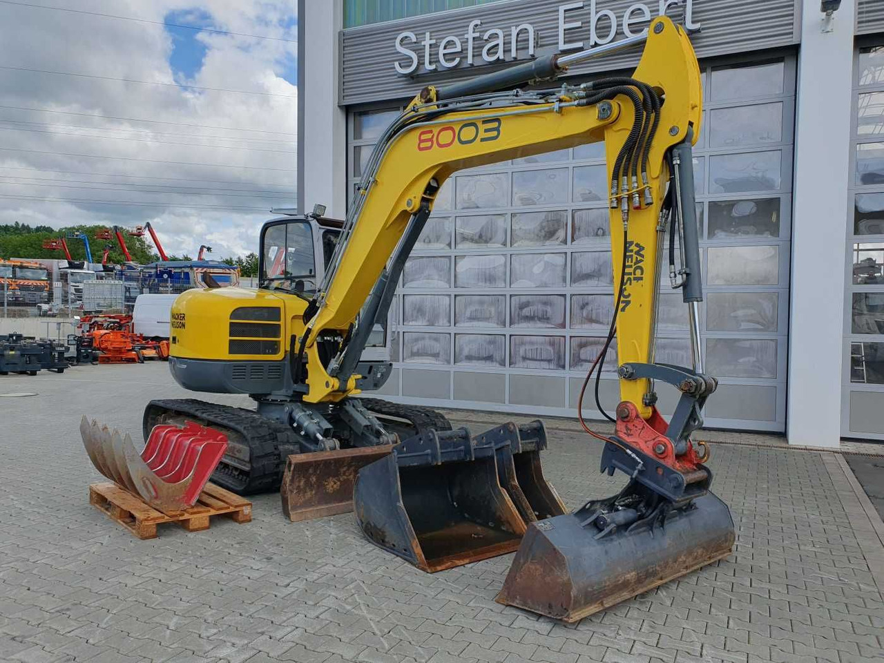 Wacker 8003 / MS08 / nur 4.035h / 2014 / Löffelpaket - Верижен багер: снимка 2 Wacker 8003 / MS08 / nur 4.035h / 2014 / Löffelpaket - Верижен багер: снимка 2