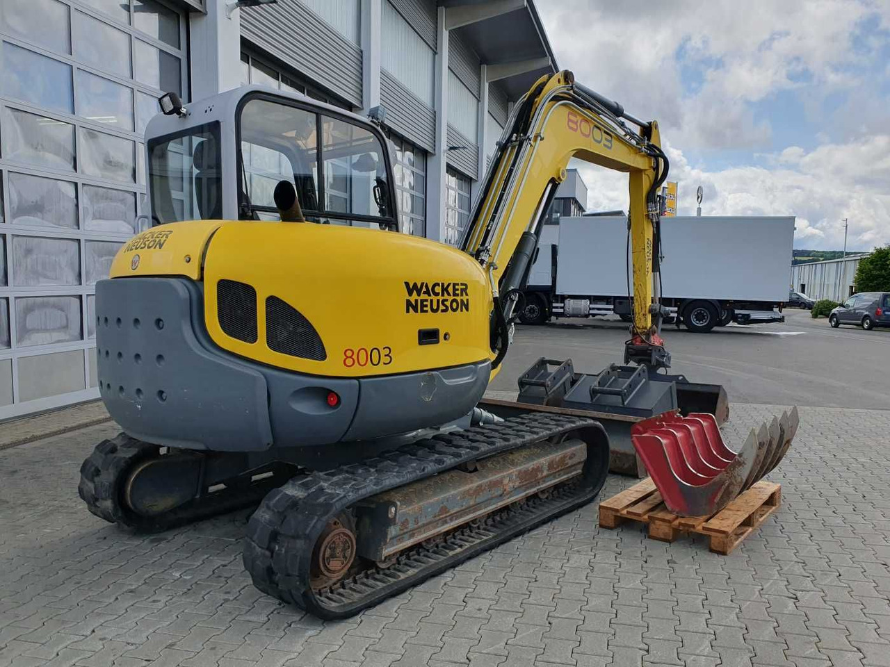 Wacker 8003 / MS08 / nur 4.035h / 2014 / Löffelpaket - Верижен багер: снимка 4 Wacker 8003 / MS08 / nur 4.035h / 2014 / Löffelpaket - Верижен багер: снимка 4