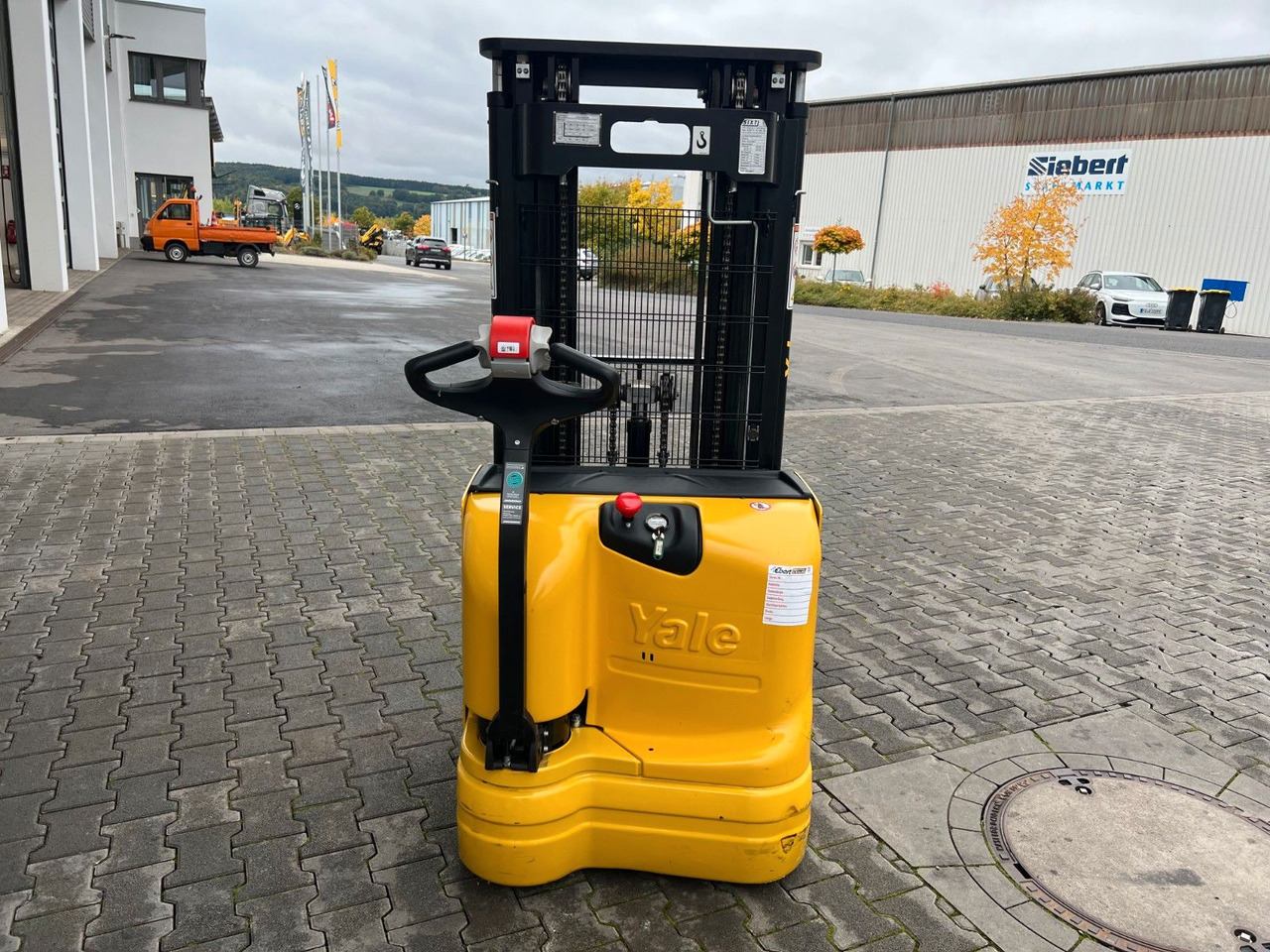 Yale MS 12 AC / Triplex: 4m! / nur 229h! / 2014 - Стакер: снимка 5 Yale MS 12 AC / Triplex: 4m! / nur 229h! / 2014 - Стакер: снимка 5