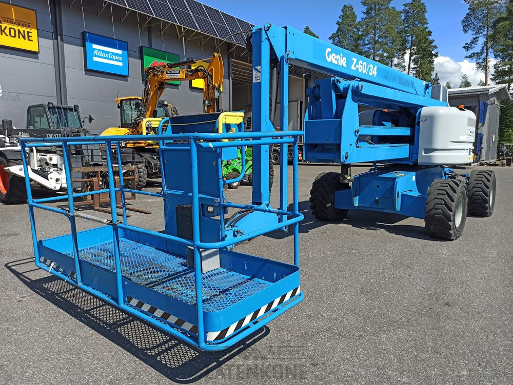Genie Z-60/34J RT 4x4 Kuukulkija - Артикулираща платформа: снимка 4 Genie Z-60/34J RT 4x4 Kuukulkija - Артикулираща платформа: снимка 4