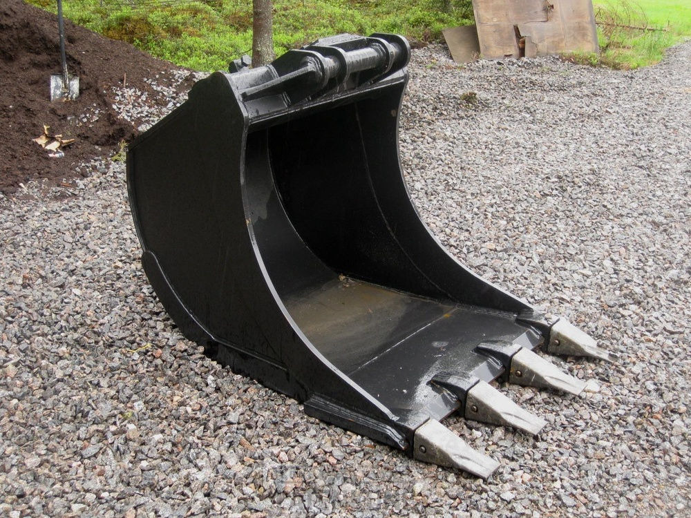 Laten Kuokkakauha 1000mm NTP10 kynsillä - Кофа за Строителна техника: снимка 4 Laten Kuokkakauha 1000mm NTP10 kynsillä - Кофа за Строителна техника: снимка 4