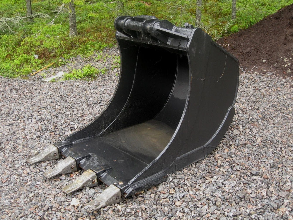 Laten Kuokkakauha 1000mm NTP10 kynsillä - Кофа за Строителна техника: снимка 1 Laten Kuokkakauha 1000mm NTP10 kynsillä - Кофа за Строителна техника: снимка 1