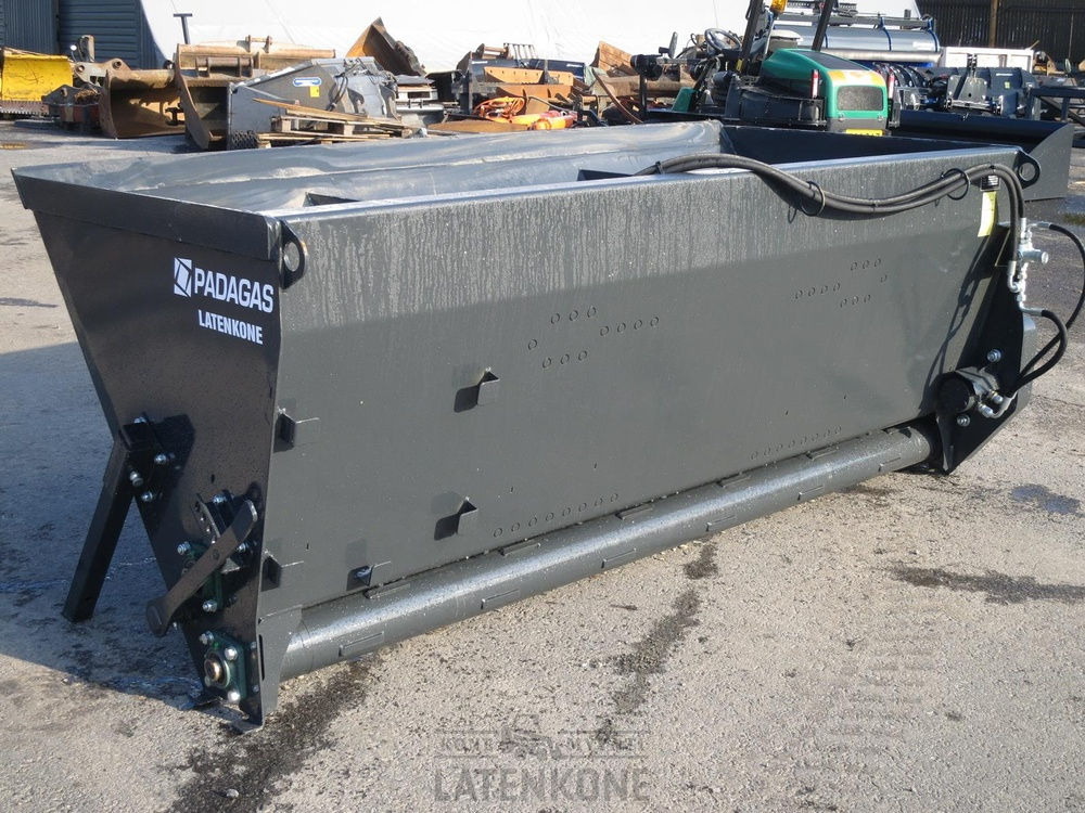 Padagas Hiekoituskauha 1500L - Машина за разпръскване на сол/ Пясък: снимка 3 Padagas Hiekoituskauha 1500L - Машина за разпръскване на сол/ Пясък: снимка 3