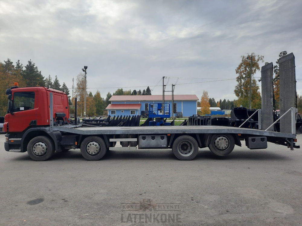 Scania P380 8x2 koneenkuljetusauto - Автовоз камион: снимка 5 Scania P380 8x2 koneenkuljetusauto - Автовоз камион: снимка 5