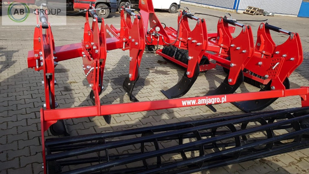 AMJ Agro subsoiler 3 m - Продълбочител: снимка 5 AMJ Agro subsoiler 3 m - Продълбочител: снимка 5