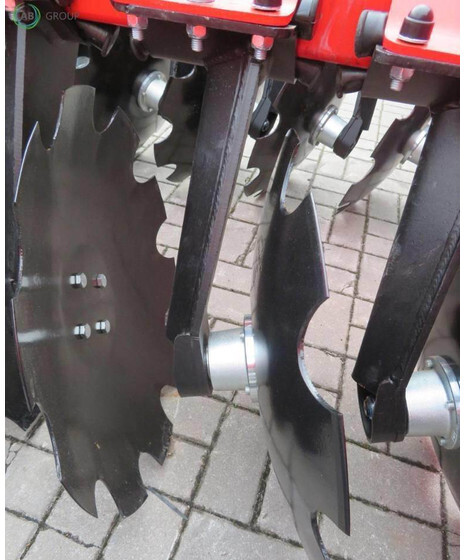 Awemak brona talerzowa składana hydraulicznie Ozyrys BTH4 - Дискова брана: снимка 4 Awemak brona talerzowa składana hydraulicznie Ozyrys BTH4 - Дискова брана: снимка 4