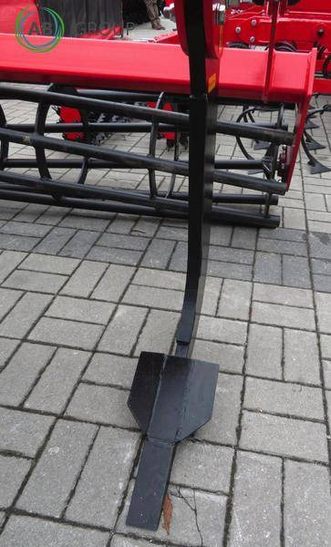 Awemak modular subsoiler Shorti (3 teeth) - Продълбочител: снимка 4 Awemak modular subsoiler Shorti (3 teeth) - Продълбочител: снимка 4