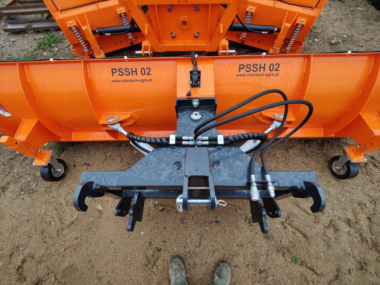 Inter-tech Snow plough 2,6m straight - ON STOCK - Гребло за сняг за Селскостопанска техника: снимка 3 Inter-tech Snow plough 2,6m straight - ON STOCK - Гребло за сняг за Селскостопанска техника: снимка 3