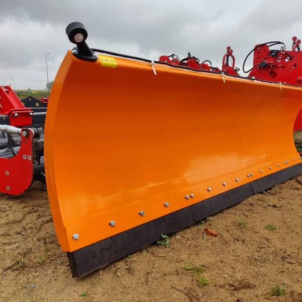 Inter-tech Snow plough 2,6m straight - ON STOCK - Гребло за сняг за Селскостопанска техника: снимка 1 Inter-tech Snow plough 2,6m straight - ON STOCK - Гребло за сняг за Селскостопанска техника: снимка 1