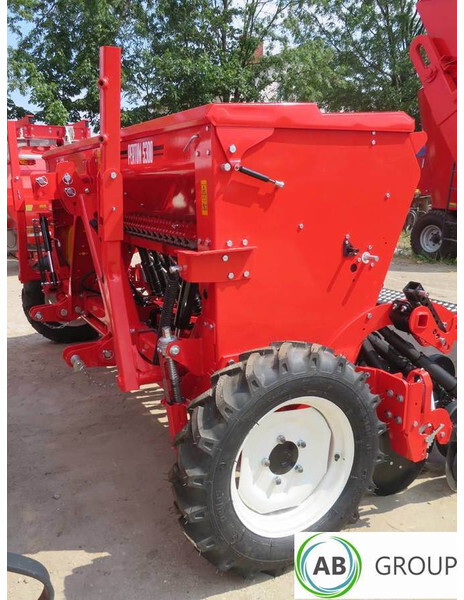 Машина за сеене Mechaniczny siewnik zbożowy zaczepiany Pertum-S 30: снимка 9
