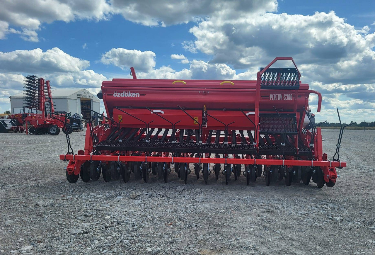 Ozdoken mechanical seed drill Pertum-S 300 - double-disc - on stock - Сеялка: снимка 5 Ozdoken mechanical seed drill Pertum-S 300 - double-disc - on stock - Сеялка: снимка 5