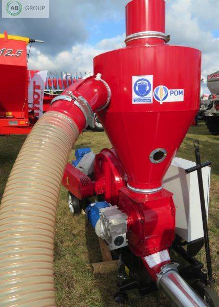 POM Augustów suction and force conveyor with three-impeller ventilator T449/2 - Оборудване след прибиране на реколтата: снимка 2 POM Augustów suction and force conveyor with three-impeller ventilator T449/2 - Оборудване след прибиране на реколтата: снимка 2