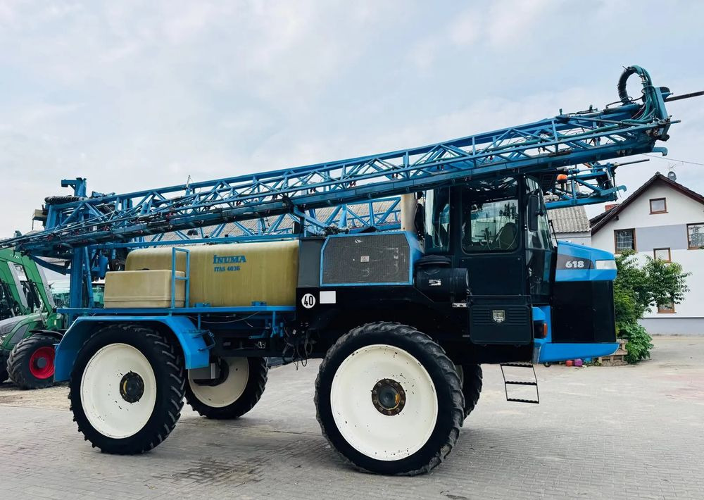 Challenger ROGATOR 618 - Пръскачка: снимка 2 Challenger ROGATOR 618 - Пръскачка: снимка 2