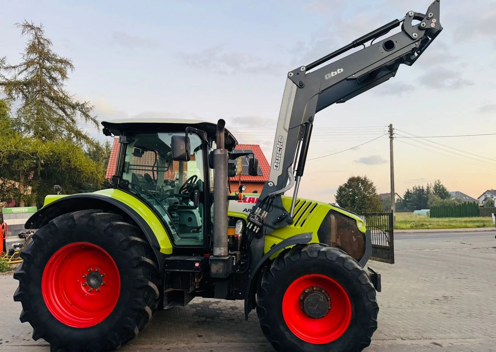 Трактор Claas ARION 620: снимка 1